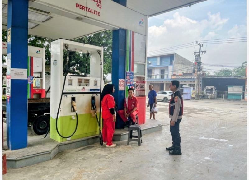 Polsek Pangkalan Laksanakan Patroli Perintis, Pantau Kamtibnas di Lokasi Obvit Pertamina