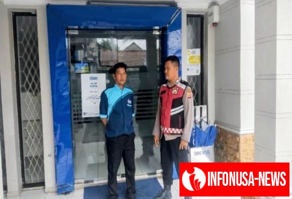 Kunjungi Bank Bank BRI Gempol Patroli Prekat Polsek Banyusari di Siang Hari