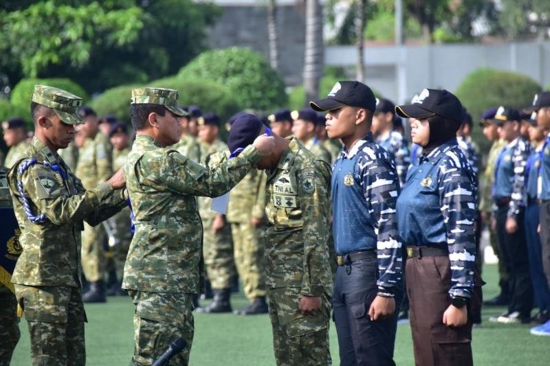 KAS KORMAR HADIRI UPACARA PELEPASAN PESANTREN KILAT TNI AL TH. 2026