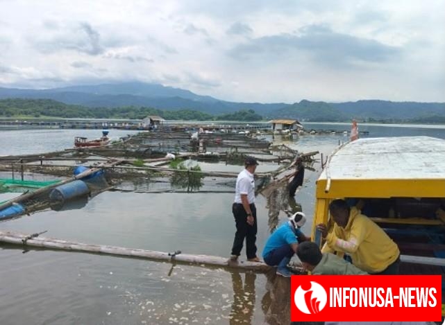 Upaya Penertiban Aktivitas Keramba Jaring Apung (KJA) Bendungan Jatigede Sumedang Dibongkar Pemiliknya