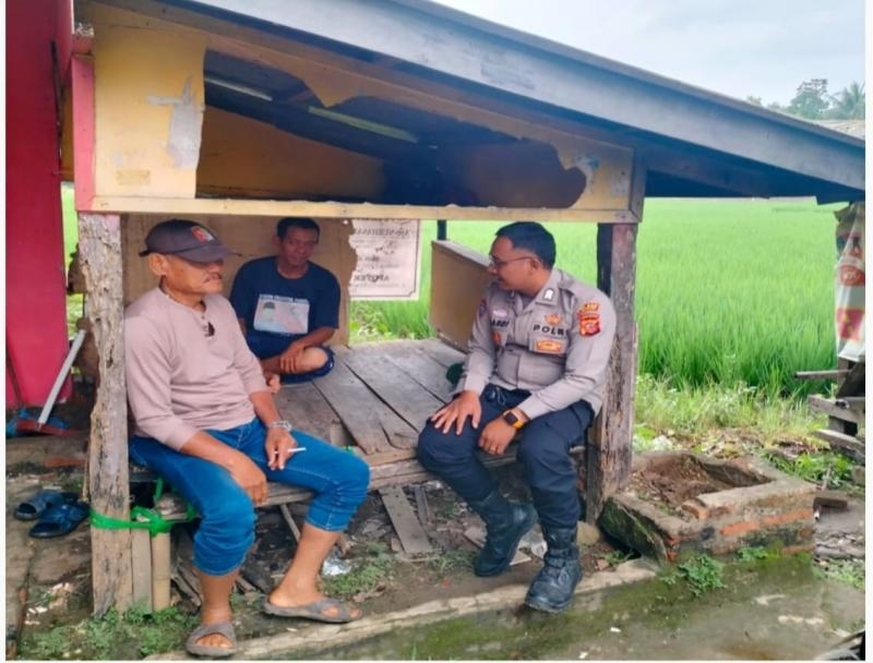 Polsek Pangkalan Lakukan Sosialisasi Bahaya Judol Kepada Warga saat Giat Sambang Humanis