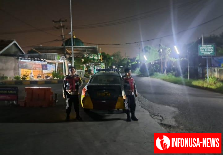 Dua Personil Samapta Polsek Klari Lakukan Patroli Di Wilayah Rawan Gangguan Kamtibmas