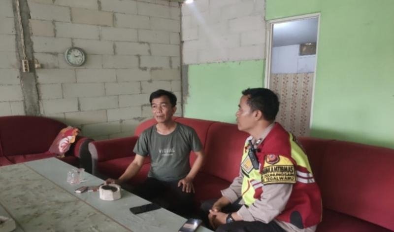 Personil Polsek Tegalwaru Beri Pesan Warga Cintalanggeng Bersama Jaga Kamtibmas Pada Patroli Siang