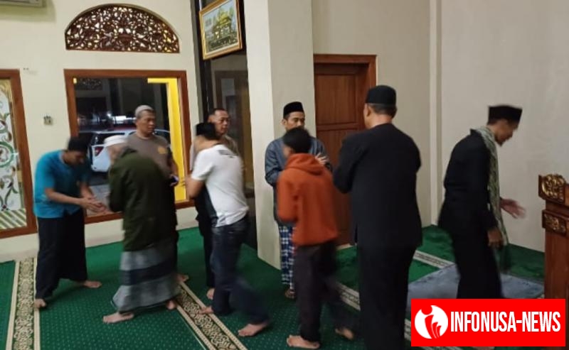 Keluarga Besar Polsek Klari Melaksanakan Sholat Taraweh Malam Ke 19 Di Bulan Suci Ramadhan 1445 H