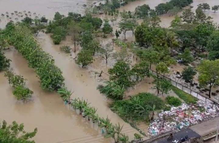 Ratusan Hektare Sawah Terendam, Petani Kalentambo Subang Cemas Gagal Panen