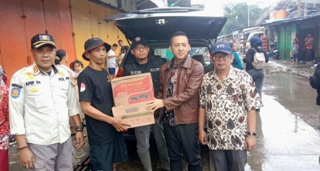 Banjir Rendam 38 Rumah di Cikarang Utara, Pemkab Bekasi Buka Dapur Umum dan Salurkan Bantuan