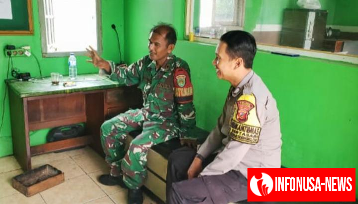 Bukti Adanya Sinergitas TNI - Polri, Bhabinkamtibmas Polri Bersama Babinsa TNI Ngobrol Bareng
