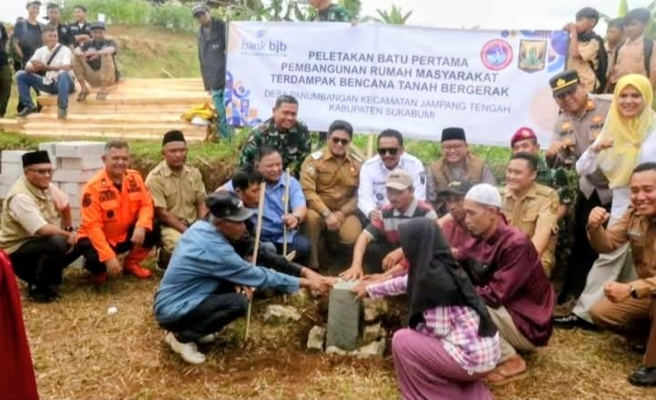 Peletakan Batu Pertama Huntap di Jampangtengah, Bupati Sukabumi H. Asep Japar Langkah Penting Dalam Pemulihan Bencana