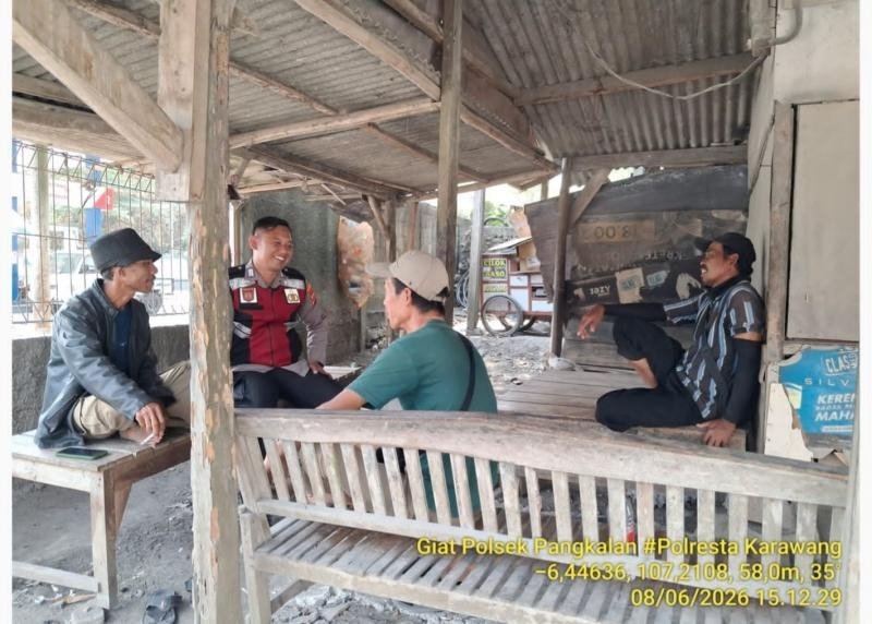 Bhabinkamtibmas Polsek Pangkalan Sosialisasi Bahaya TPPO Guna Ingatkan Warga Parunglaksana akan Dampak Buruknya