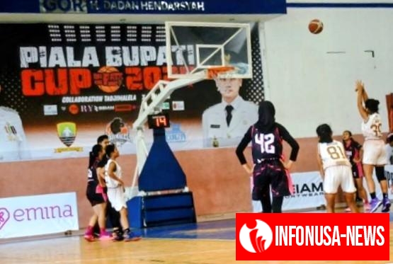 Adu Taktik, Strategi dan Semangat Pantang Menyerah, Para Pebasket Klub SMP & SMA Ikuti Bupati Cup Basketball