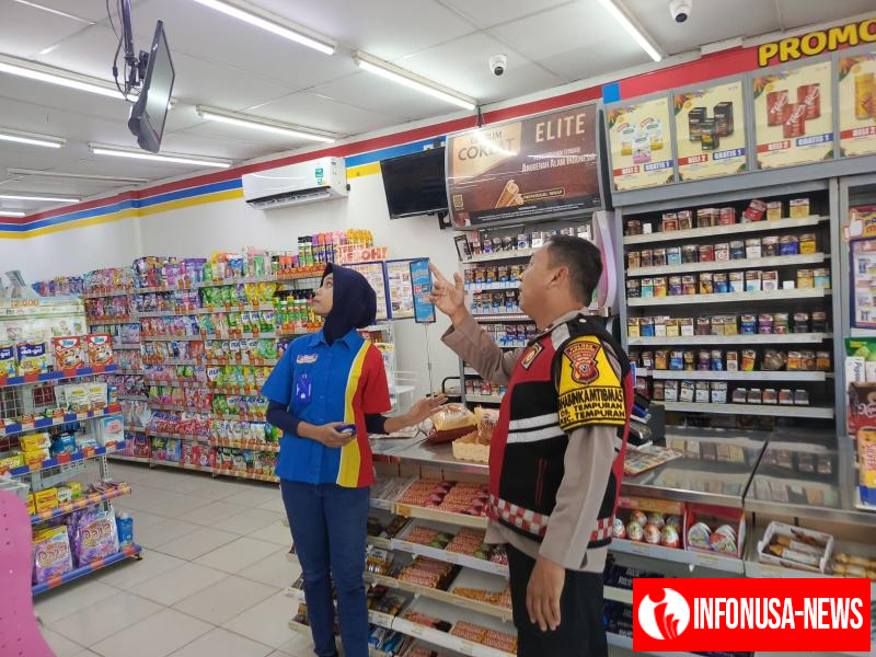 Terus Lakukan Patroli ke Area Minimarket dan pertokoan wilayah hukum polsek tempuran, Antisipasi C3 dan kerawanan lainnya.