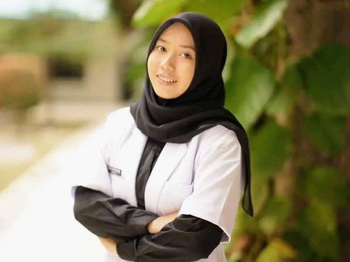 Perjuangan Sunyi Putri Prajurit Marinir, Citta Kini Resmi Menjadi Dokter