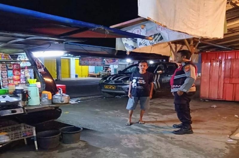 Prekat Polsek Banyusari Giat Patroli Jalan Raya Antisipasi Kejahatan