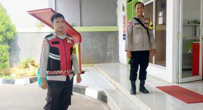 Personel Polsek Lemahabang Laksanakan Patroli Prekat Di Obyek Vital