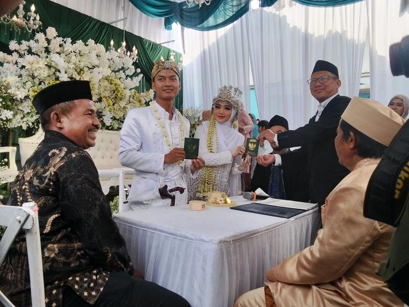 Cinta yang Berlabuh di Pelaminan, Ervan Permana dan Siti Juanah Resmi Menjalin Ikatan Suci 