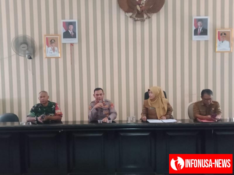 Kapolsek Rengasdengklok Bersama Forkopimcam, Hadiri Rapat Minggon Tingkat Kecamatan Rengasdengklok