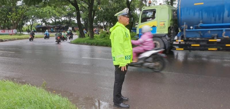 Upaya Satlantas Polres Karawang Cegah Kemacetan Lalu Lintas sebagai Pelayanan Prima