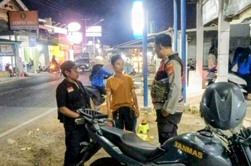 Upaya Pak Bhabin Ikut Serta Dalam Giat Ronda Bersama Warga