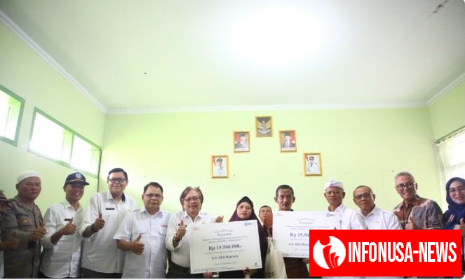 Penyerahan Bantuan Premi Asuransi Mikro (ASMIK) Perlindungan Jiwa Petani Tahun 2025 di Kantor BPP Kecamatan Karangtengah, Kabupaten Garut