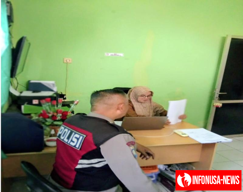 Personil Polsek Tegalwaru Patroli Siang dan Sambang Warga di Desa Cipurwasari Imbau Waspada