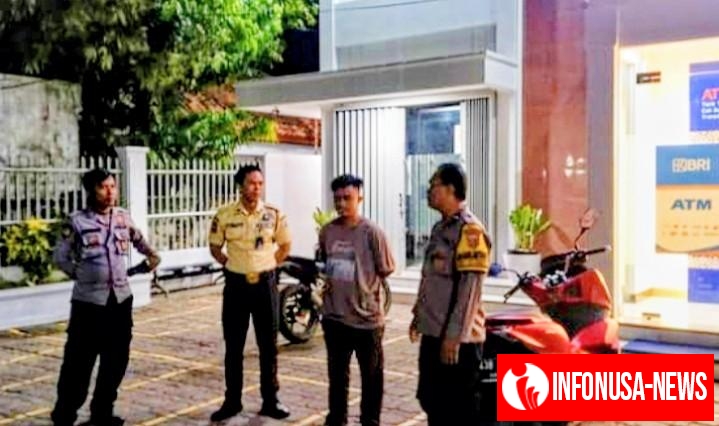 Patroli Polsek Rengasdengklok Berikan Himbauan Kamtibmas Kepada Security Bank BRI KCP Rengasdengklok