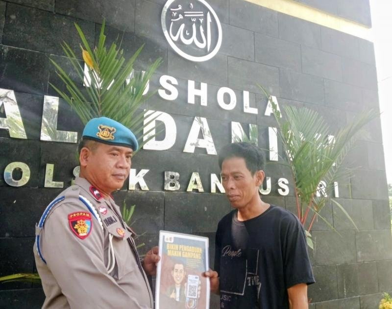 Bripka Faridil.Getol.Sosialisasi QR Barcode ke Masyarakat Pengaduan Divisi Propam Polri Bidpropam Polda Jabar