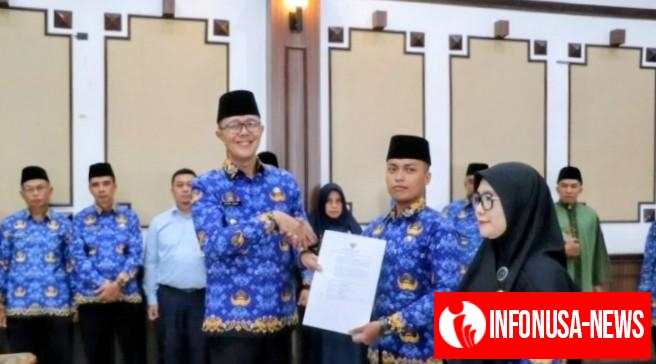 Wali Kota Sukabumi Ayep Zaki Melantik 25 Orang ASN