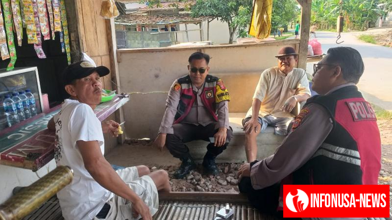 Kanit Sabhara Polsek Batujaya bersama Anggotanya ajak Masyarakat untuk menjaga Kamtibmas di Wilayahnya