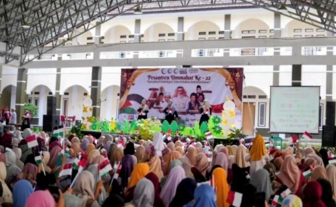 Pesantren Ummahat Ramadhan, Kang Akur Ajak Perkuat Keimanan dan Kebersamaan di Subang