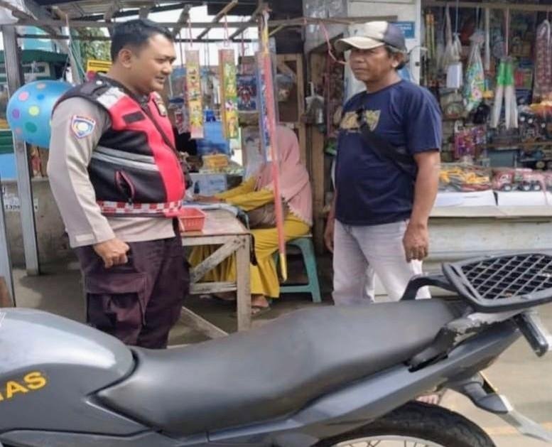 Upaya Anggota Polsek Banyusari Melaksanakan Sosialisasikan Bahaya TPPO