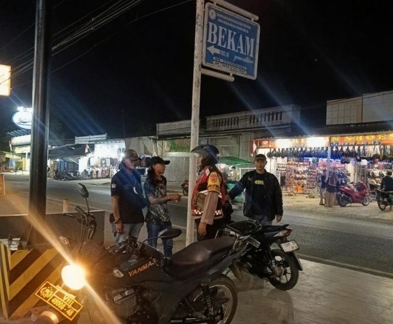Prekat Polsek Banyusari Giat Patroli Jalan Raya Antisipasi Kejahatan