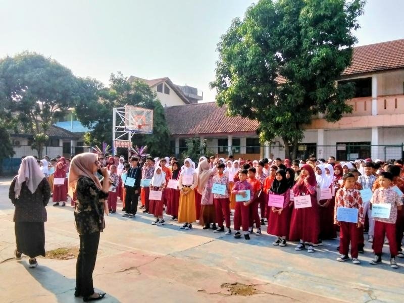 MPLS Hari Ketiga di SMPN 1 Kotabaru, 540 Calon Siswa Ditempa Menjadi Generasi "Sakobar Juara" Berkarakter dan Berprestasi