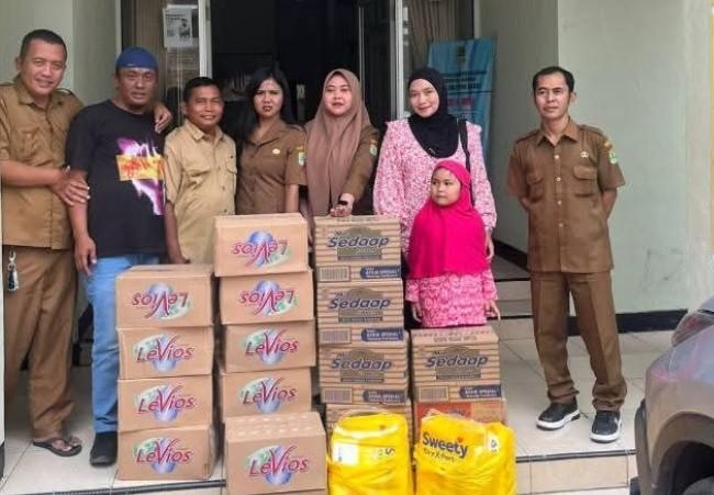 Peduli Sesama di Tengah Bencana, Cikampek Barat Hadir untuk Karangligar