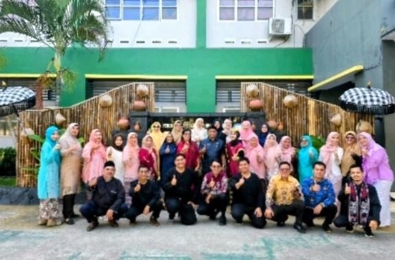 Menyalakan Harapan di Hardiknas, Sekolah di Karawang Teguhkan Semangat Mencetak Generasi Unggul