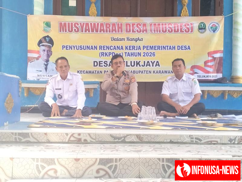 Kapolsek Pakisjaya Polres Karawang Monitoring Giat Rapat Minggon Desa Telukjaya