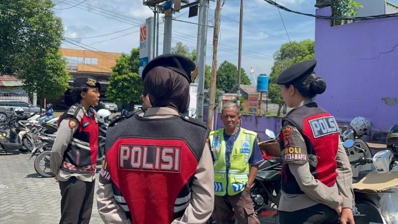 Patroli Kota Presisi Polda NTB Sasar UMKM dan Kawasan Publik, Perkuat Kamtibmas