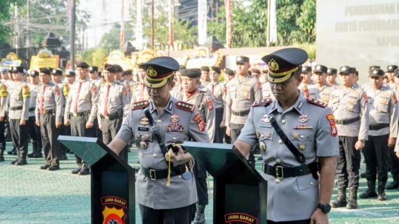 Tonggak Sejarah Baru, Polresta Karawang Resmi Dikukuhkan Kapolda Jabar untuk Memperkuat Pelayanan dan Keamanan Masyarakat