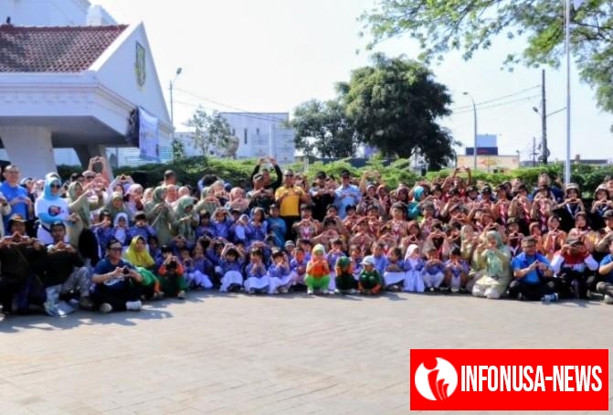 DLH kota Sukabumi Peringati World Cleanup Day, Ajak Pelajar, ASN & Komunitas Lakukan Pembersihan Sampah di Lapangan Merdeka