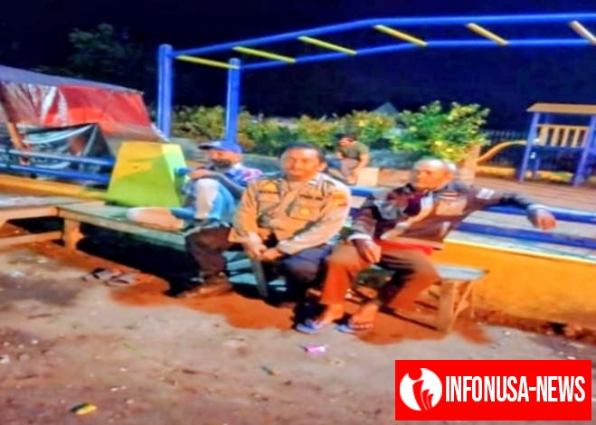 Aipda Deni Setiabudi Bhabin Polsek Banyusari Kembali Ikut Serta Dalam Giat Ronda Bersama Warga
