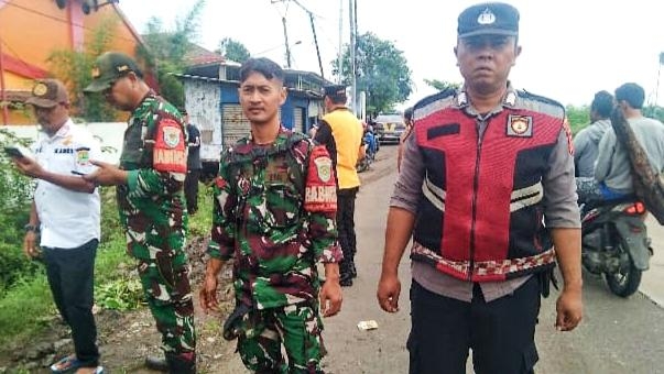 Antisipasi Banjir di Musim Hujan, Sinergitas TNI Polri Dan Pemdes Gelar Kerja Bakti Lintas Sektor