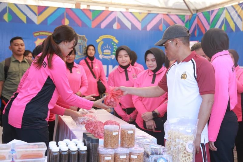 Sambut Hari Bhayangkara ke-80, Polda NTB Gelar Bazar Murah dan Pasar Rakyat untuk Masyarakat