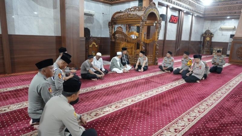 Wakapolresta Karawang Hadiri Suling di Masjid Agung, Perkuat Sinergi Jaga Kamtibmas