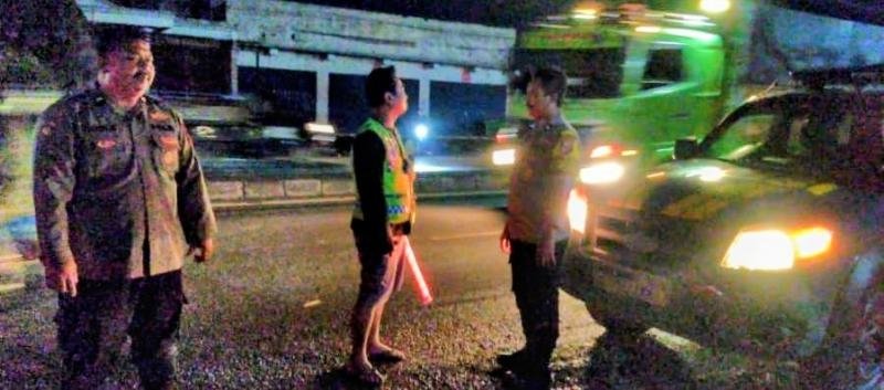 Patroli Perekat Polsek Jatisari Mobile ke tempat rawan antisipasi tawuran antar suporter