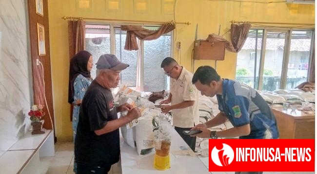 PEMDES CICINDE SELATAN KECAMATAN BANYUSARI SALURKAN BANTUAN 20 KG BERAS & 4 KG MINYAK GORENG KEPADA 452 KPM