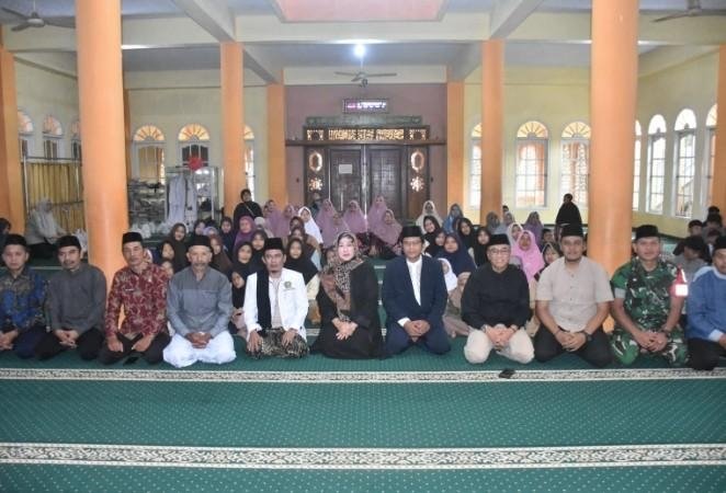 Senyum Anak Yatim di Bandorasa Kulon Cilimus, Ramadan Menguatkan Kebersamaan