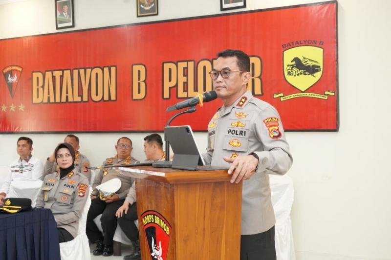 Kapolda NTB Sambangi Batalyon B Pelopor Sat Brimob di Sumbawa, Berikan Arahan Strategis untuk Perkuat Harkamtibmas