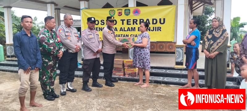 Polres Subang Salurkan Bantuan Logistik dan Lakukan Pendataan Dampak Banjir Sungai Ciasem