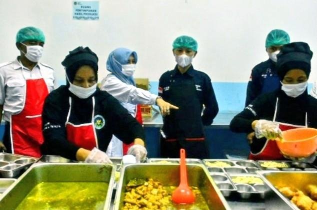 Pastikan Dapur Gizi Aman, Sekda Sumedang Turun Langsung Pantau SPPG