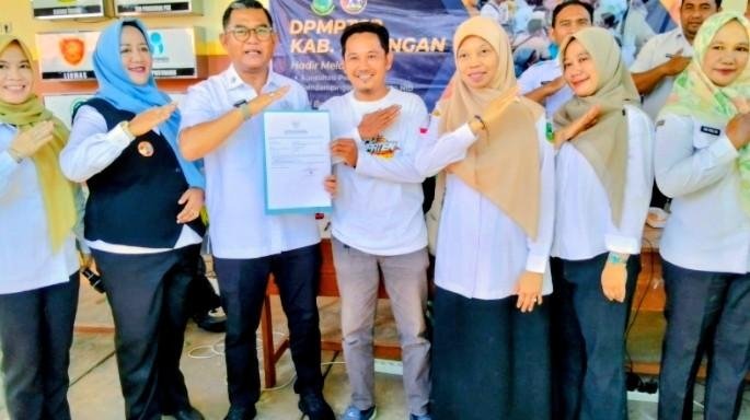 SIPP Kuningan Dekatkan Layanan Publik, Warga Kalimanggis Rasakan Kemudahan Urus Berbagai Keperluan