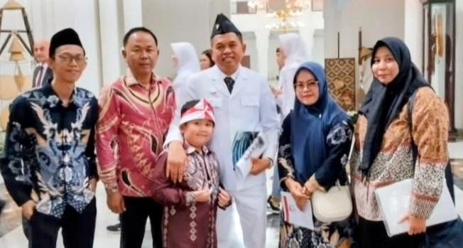 Gubernur Jabar Undang Siswa Berprestasi Asal Cikarang Hadiri Upacara HUT ke-81 RI